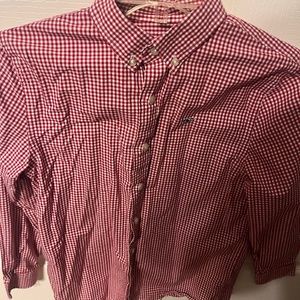 Vineyard Vines youth medium